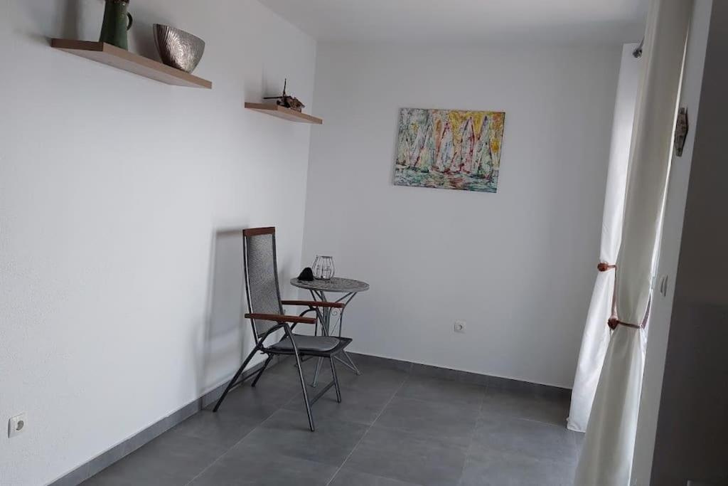 Apartment Vista Oasis With Pool And Terrace Трогир Екстериор снимка